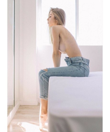 Sara Hardel onlyfans creator