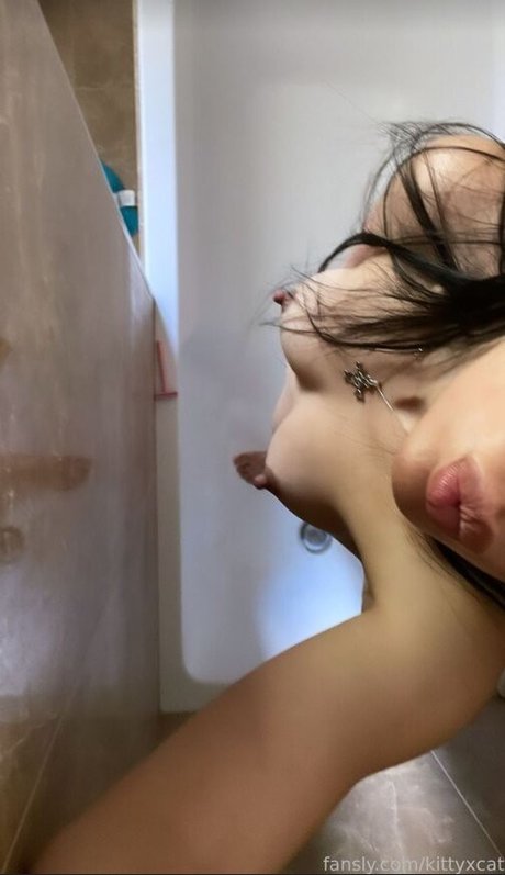 lilaxgsm onlyfans striptease