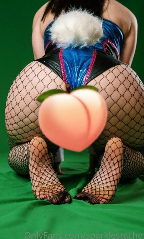 sparklestache nude onlyfans pics