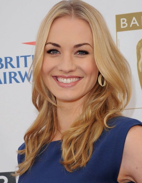 Yvonne Strahovski nude leaked onlyfans