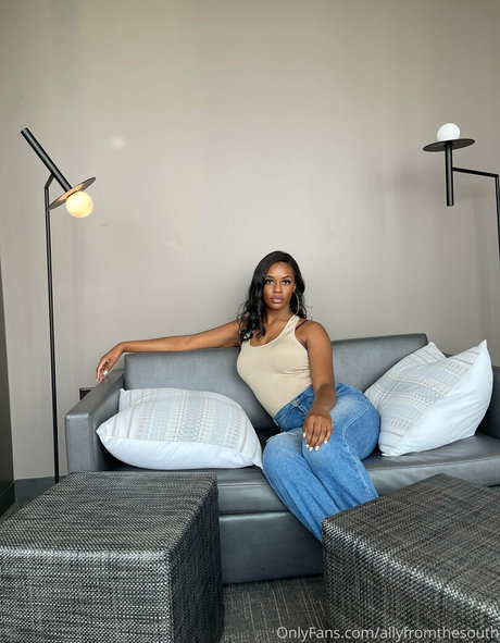 allyfromthesouth onlyfans leak nude