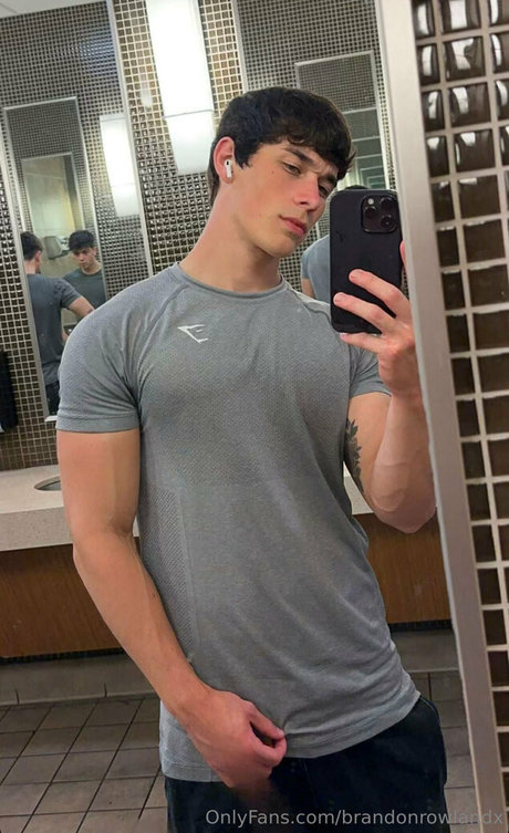 brandonrowlandx leaked onlyfans