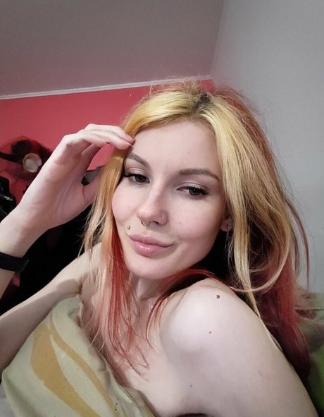 lida bond onlyfans post