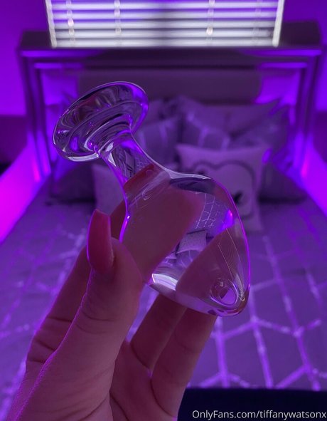 tiffanywatsonx onlyfans striptease