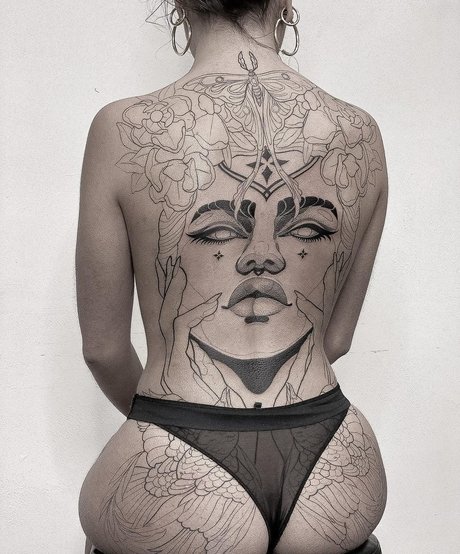 Sara Secciss only fans nude