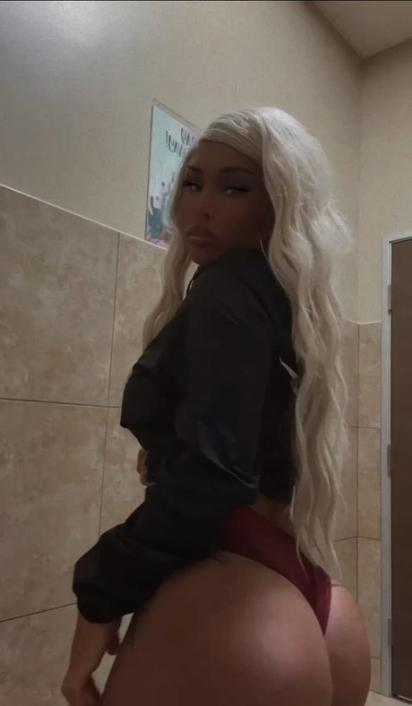 Cassie Mason naked onlyfans