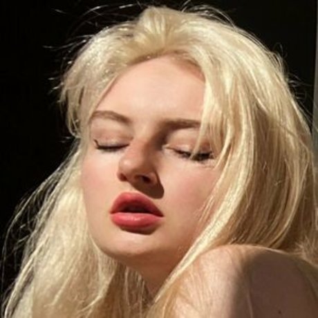 valeryjonesvip Profile pic