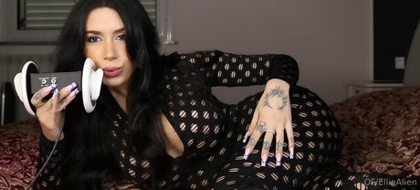 Ellie Alien onlyfans fuck