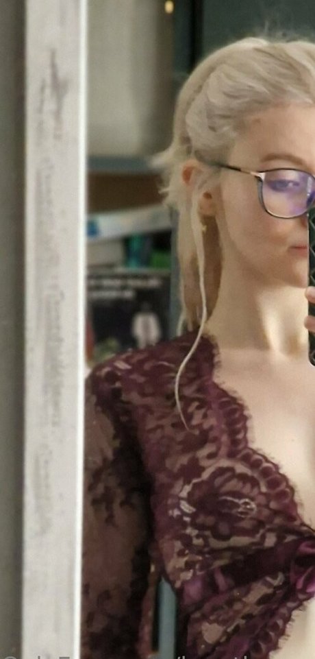 lenathegarbagecan onlyfans desnuda