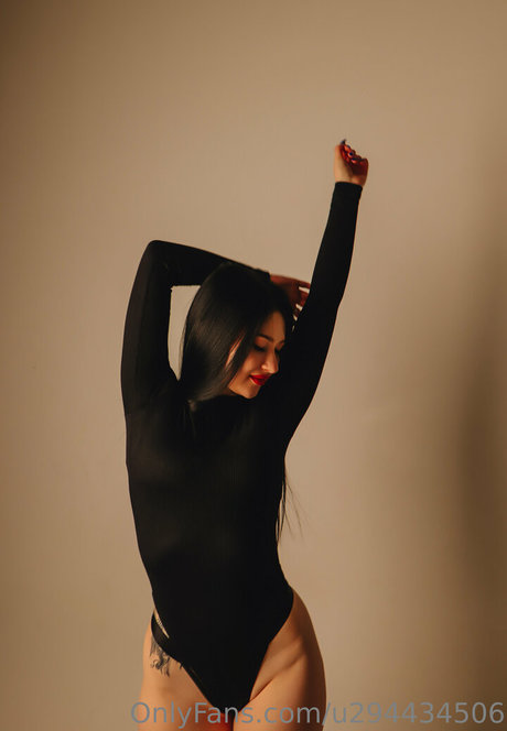 fancy lips Profile pic