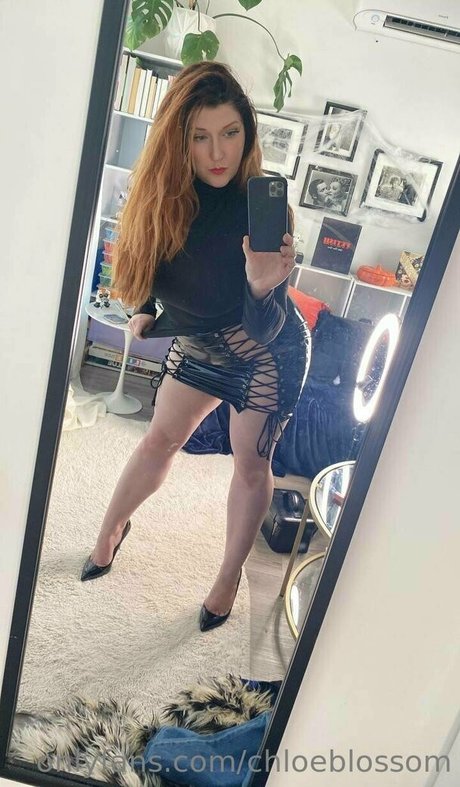 chloeblossom leaked onlyfans pictures