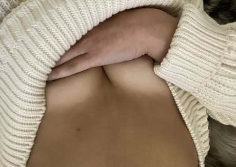 Lucia Colosimo strip onlyfans