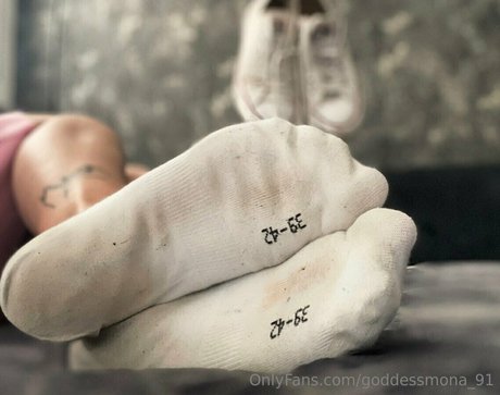 goddessmona 91 onlyfans nude