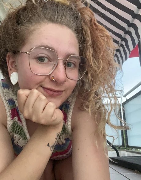 Maryjane Auryn onlyfans public photos