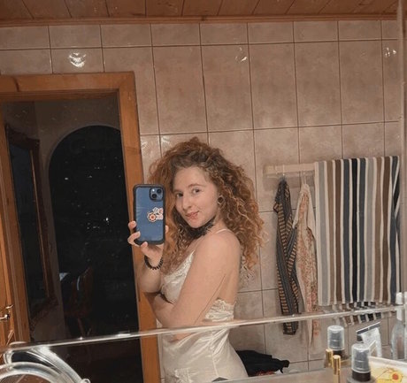 Maryjane Auryn only fans pictures