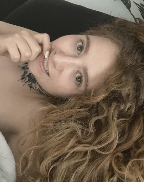 Maryjane Auryn onlyfans leaked