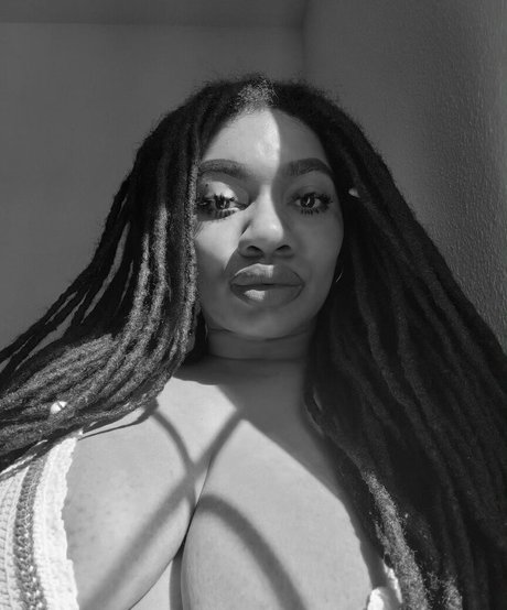 Locked Honey Princess onlyfans naked leaked