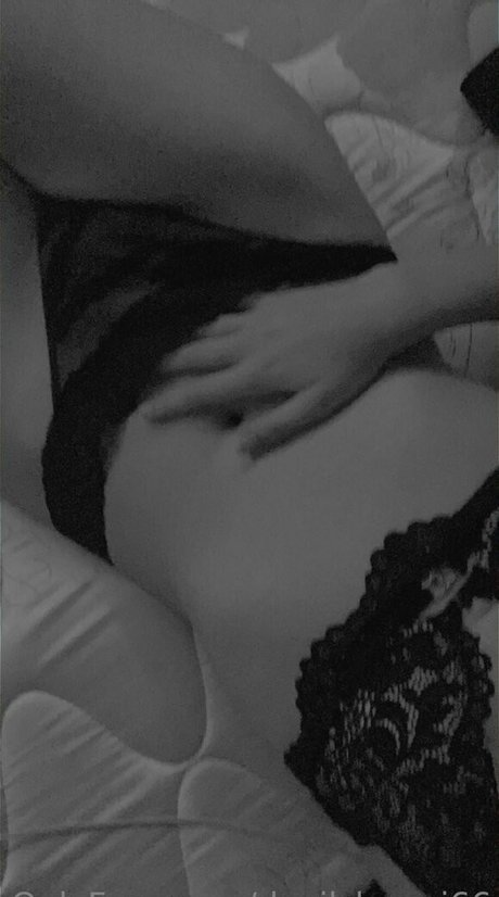 devilsbunni66 onlyfans leaked tits