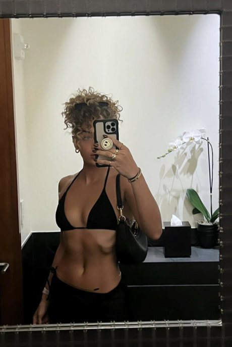 Jasmine Sanders nudes only fans