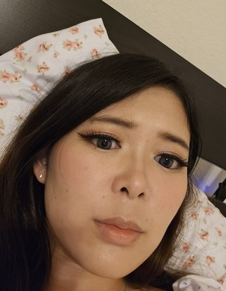 ExtraEmily onlyfans free content