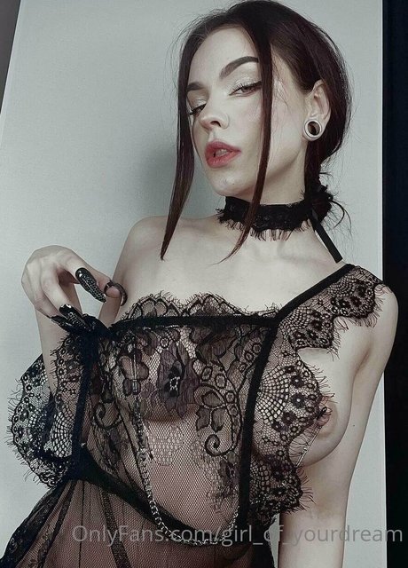 girl of yourdreams naked onlyfans leaked