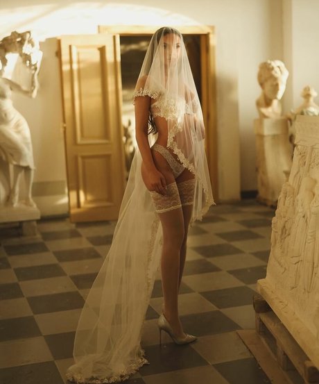 Oriola Marashi nudes onlyfans