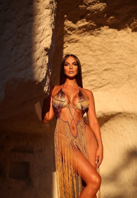 Oriola Marashi leaked onlyfans