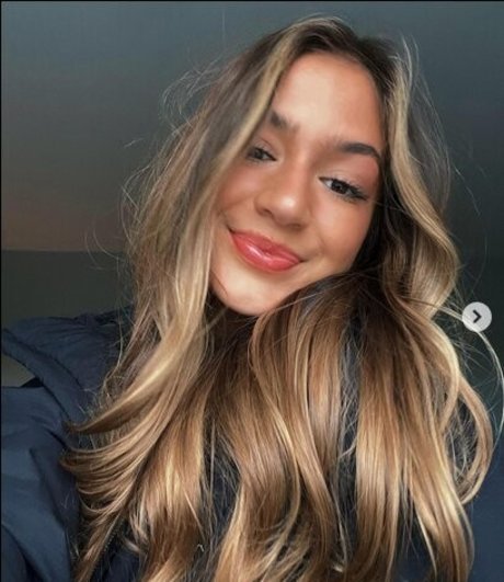 Emily Legler onlyfans leak new