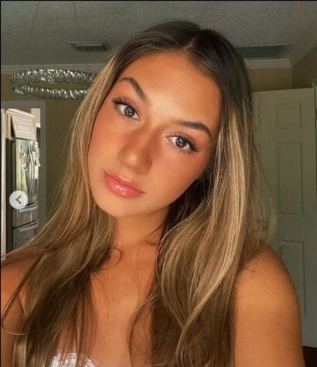 Emily Legler onlyfans nudes