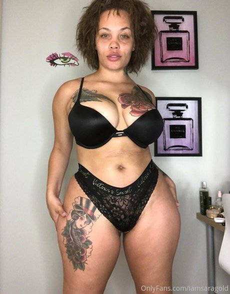 Sara Gold ass onlyfans