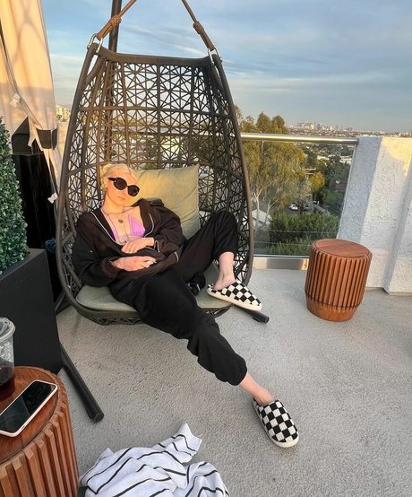 Taylor Momsen fans only