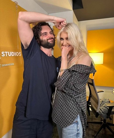 Taylor Momsen onlyfans nide