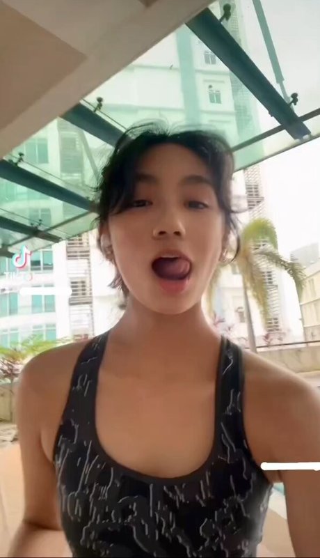 Moon Blitz Asmr tits onlyfans