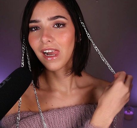 ASMR Glow only fans leak nude