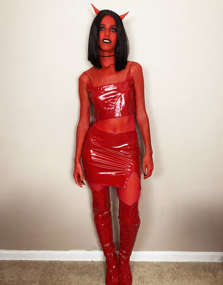 ASMR Glow onlyfans hot