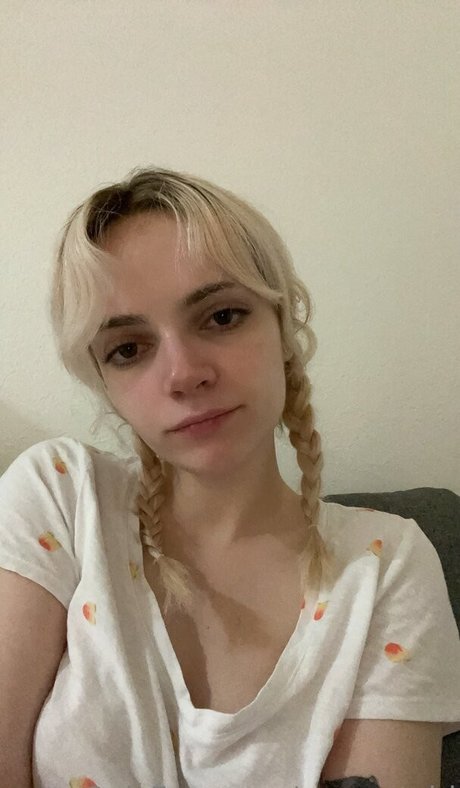 eurocatgirl naked on onlyfans