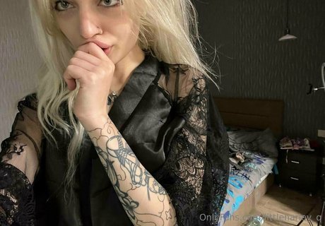 littleharley q onlyfans leaked nudes