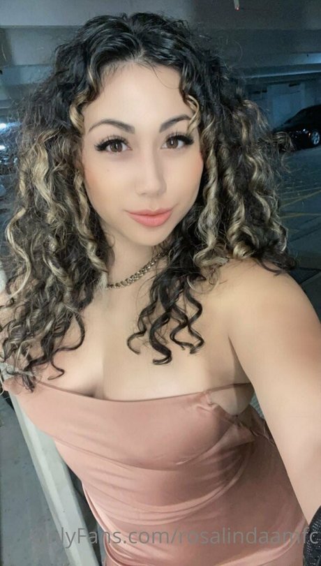 rosalindamfc nude on onlyfans