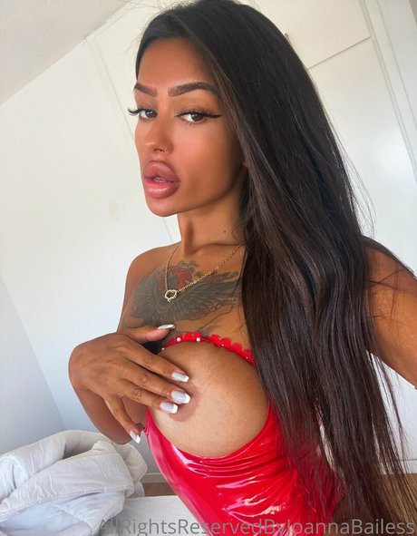 joannabailessfree4u onlyfans strip tease