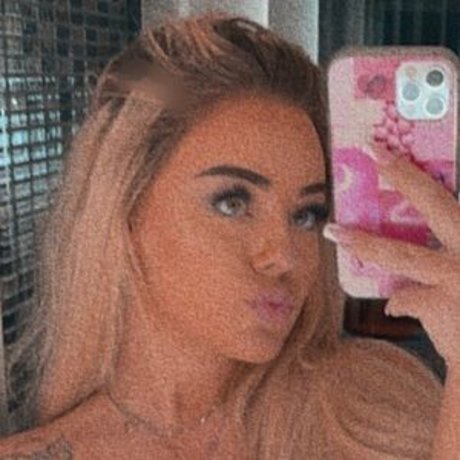 Makayla Weaver onlyfans leak xxx