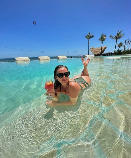 Daisydooxx is on onlyfans