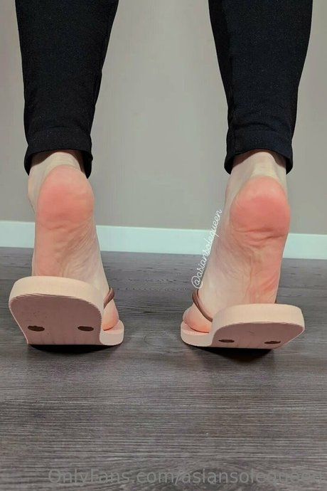 asiansolequeen free onlyfans