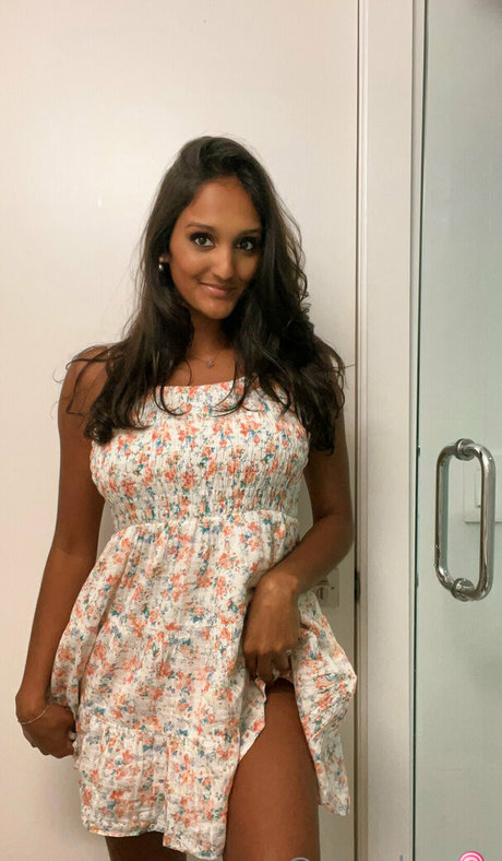 nina lea Profile pic