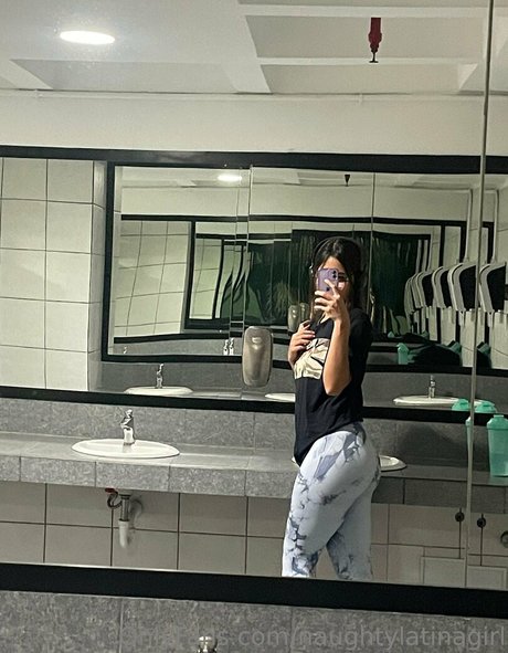 naughtylatinagirl onlyfans photo