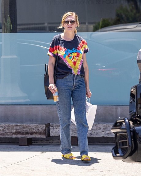 Kirsten Dunst onlyfans ass