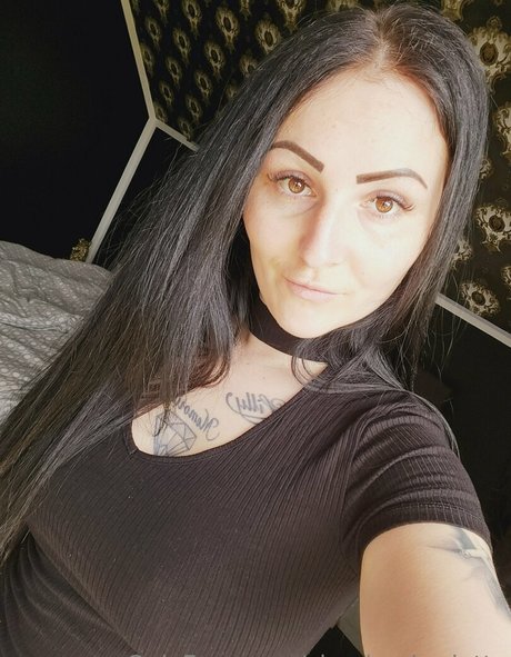 cheeky charlotte onlyfans porn leaked