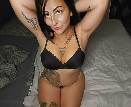 cheeky charlotte only fans free