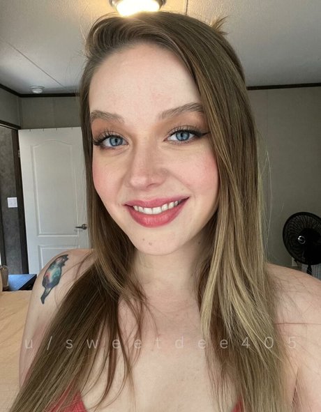 Sweet Dee onlyfans free porn