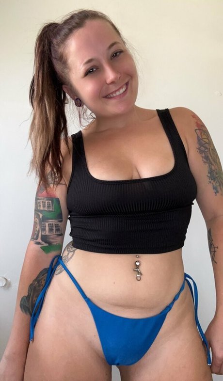 Casey Likes To Trip leak onlyfans