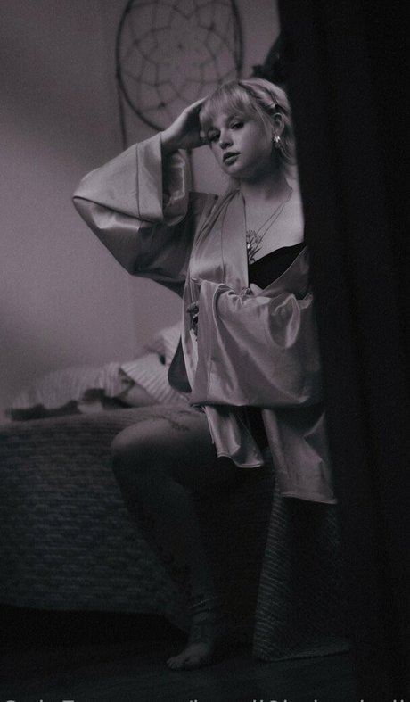 hotchellerae onlyfans sexy